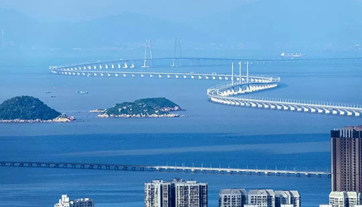 港珠澳大桥接送
